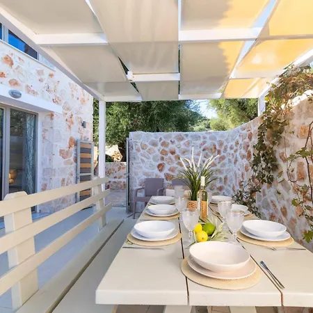 빌라 Chrysso Horio 2 By *