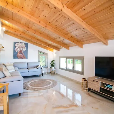 Chrysso Horio 2 By * Khartáta